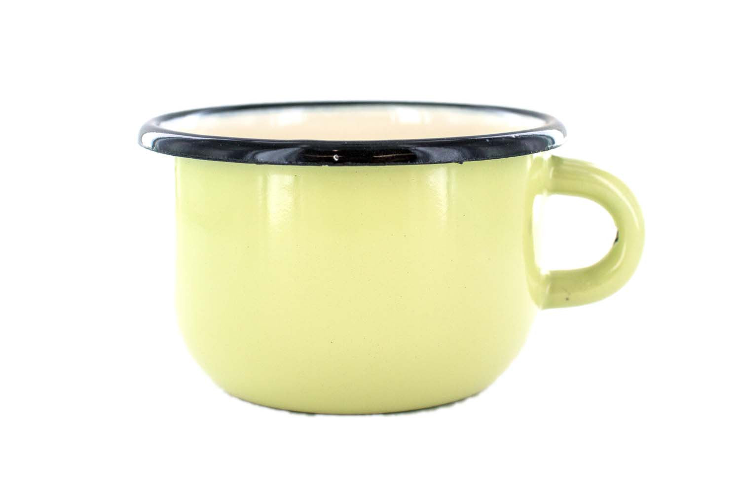 Tasse en acier émaillé